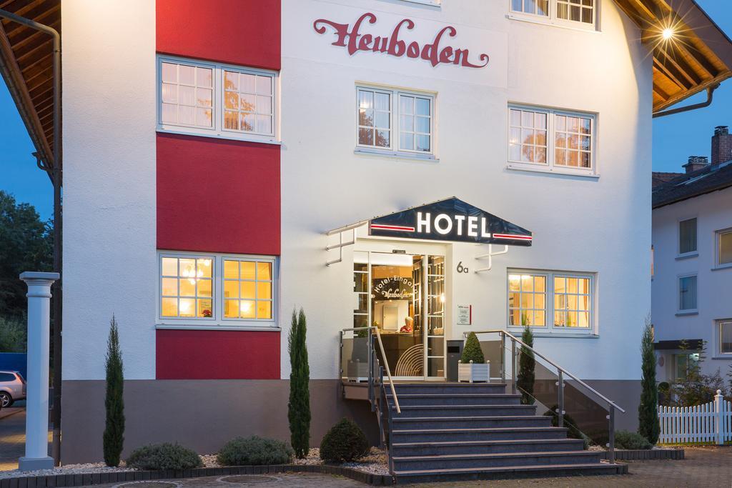 Hotel Heuboden Умкирх Экстерьер фото