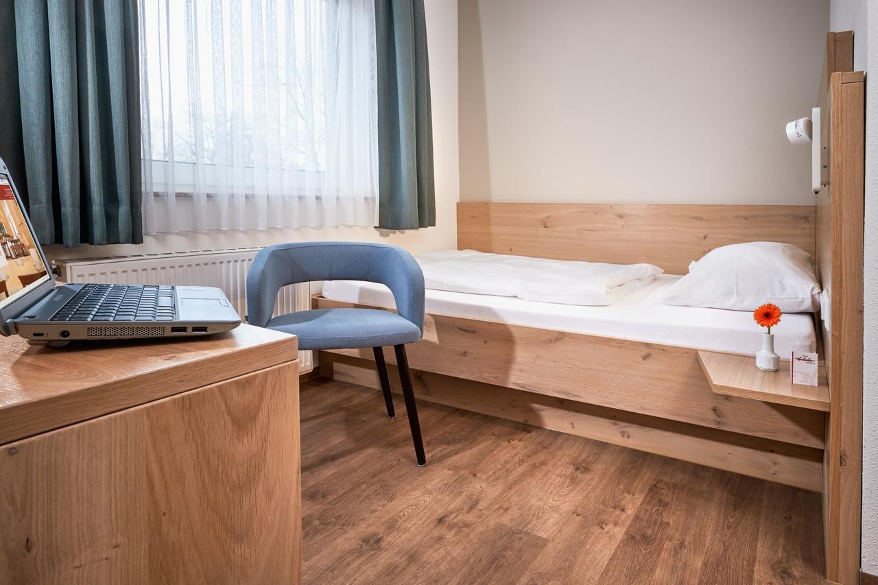 Hotel Heuboden Умкирх Экстерьер фото